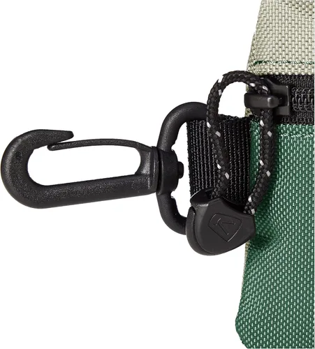 Vista 3 de Keen - Bolsa larga para tarjetero de material duro color verde y lobo de madera tamaño libre