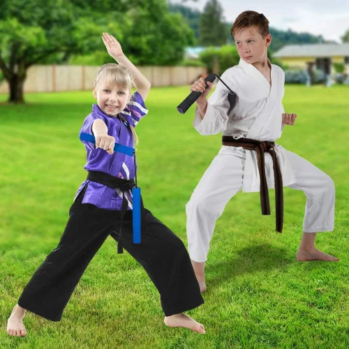 Vista 5 de ArtCreativity Nunchucks de juguete de espuma para niños en varios colores (juego de 3) juguetes de entrenamiento con asas suaves, el mejor regalo