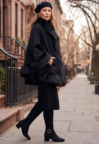 Vista 2 de Jessica London Faux Fur Trim Wool Cape Negro