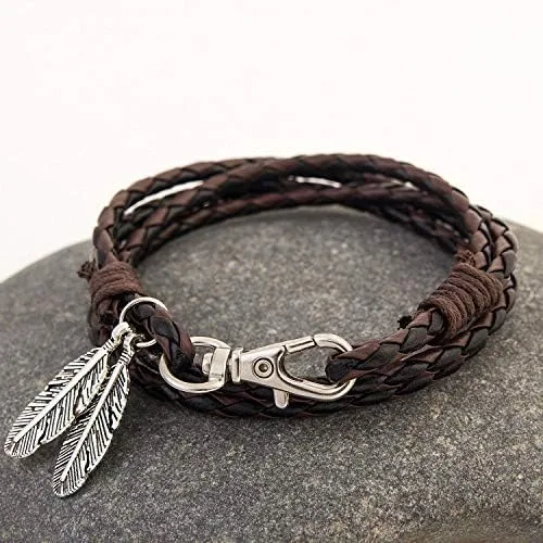 Vista 2 de Pulsera trenzada de cuero con dijes de plumas vintage, estilo punk multicapa, para hombres y mujeres