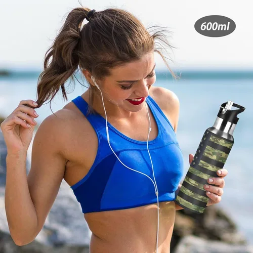 Vista 6 de ALAZA Botella de agua con diseño de bandera estadounidense con diseño de camuflaje grunge con tapa de pajilla, botella térmica de acero inoxidable
