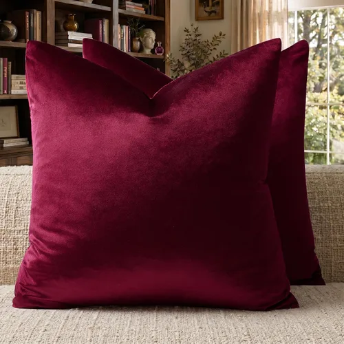 Vista 175 de GIGIZAZA Juego de 2 fundas de almohada doradas de terciopelo de 20 x 20 pulgadas para sofá Almohadas para sofá, tela texturizada suave de 9.88