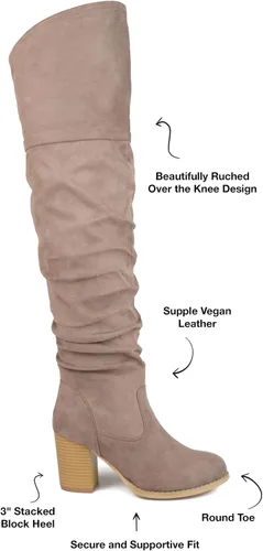 Vista 2 de Journee Collection Botas Kaison de cuero vegano con cremallera sobre la rodilla y tacón de bloque para mujer regular y ancha