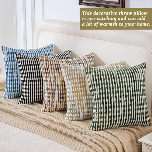 Vista 4 de AmHoo - Funda decorativa de almohada estilo bohemio de chenilla, funda de almohada con borlas tuftadas para sofá, cama, dormitorio, sala de estar
