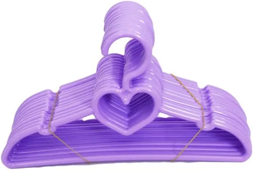 Vista 3 de Perchas de ropa para muñecas de 18 pulgadas, paquete de 36 ganchos de corazón para ropa de muñeca de 18 pulgadas, ropa para mascotas también