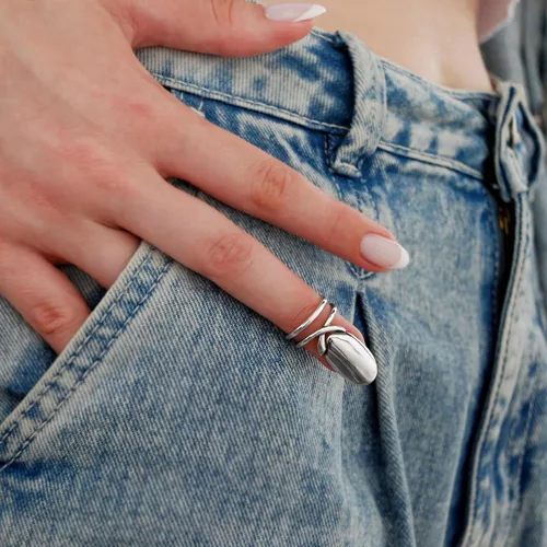 Vista 7 de Boho Sterling Silver Fingernail Ring: Unique Nail Armor, Adjustable Fingertip Ring, and Claw Ring - A Bold Statement Piece and Protective Finger