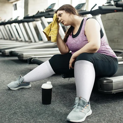 Vista 2 de FEYHAY Calcetines de compresión de cobre de talla grande (3 pares) de circulación de 20-30 mmHg es el mejor atlético y diario para hombres y mujeres