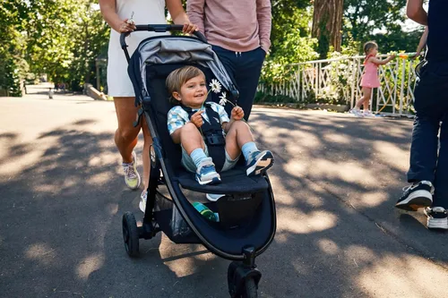Vista 28 de Baby Jogger Maxi COSI, Be Safe, Adaptador de asiento de coche Cybex Compatible con cochecito doble City Mini 2, cochecito doble City Mini GT2