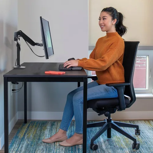 Vista 3 de Ergotron Brazo para monitor LX, soporte de escritorio para un solo monitor - se adapta a monitores de computadora ultraanchos curvos planos de hasta
