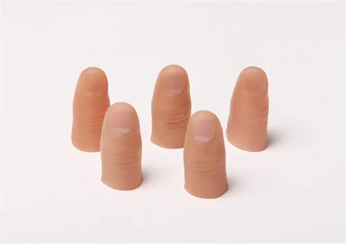 Vista 5 de PULABO Magic Thumb Tip Trick Finger Rubber Close Up Vanish Appearing Hanky Trick Prop Cómodo y respetuoso con el medio ambiente