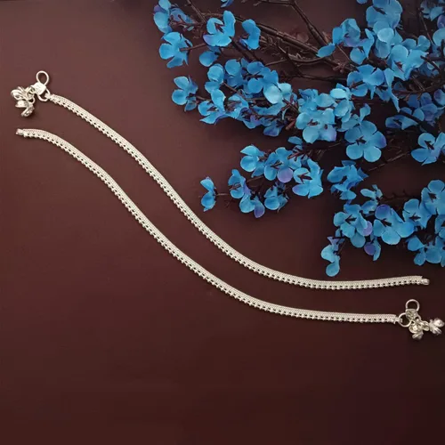 Vista 2 de Efulgenz Tobilleras indias de tono plateado para mujer, cuentas de bola de metal de Bollywood, par de tobilleras indias Payal para mujeres, pulseras