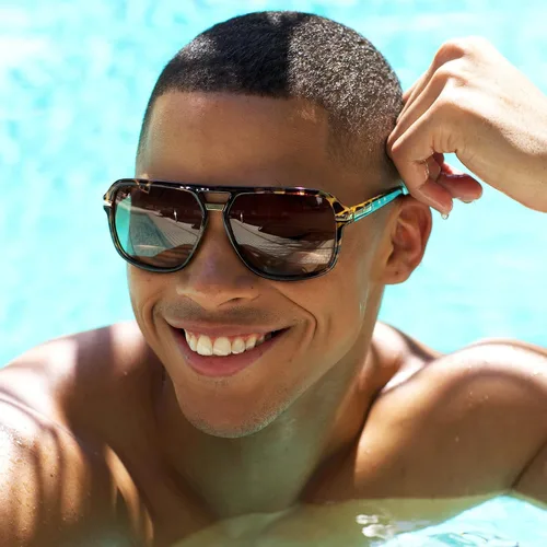 Vista 4 de Prive Revaux The Bruce 2.0 Navigator - Gafas de sol hechas a mano, lentes polarizadas, 100% protección UV, para hombre