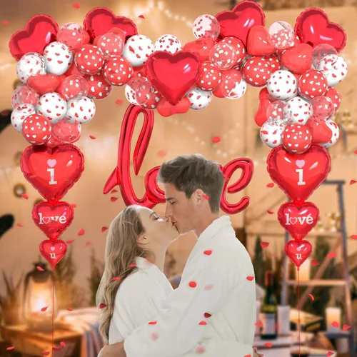 Vista 5 de Kit de globos para el día de San Valentín, globos con texto en inglés "I Love You", globos de corazón blanco y rojo, pétalos de rosa para el día