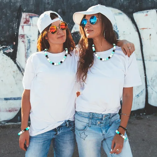 Vista 6 de Whaline 105 cuentas de silicona de 0.472 in con estampado de vaca, cuentas redondas de silicona sueltas de silicona para manualidades, collares