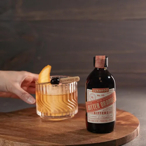 Vista 6 de Luxardo Cereza Maraschino 400g y Bitters Aromático de Naranja Amargo 200mL Paquete Variado Juego Premium de Bitters de Cóctel para Clásicos
