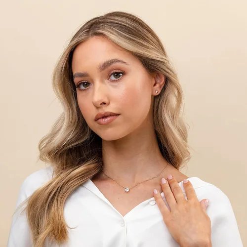 Vista 2 de PAVOI 14K Gold Plated Crystal Solitaire 1.5 Carat (7.3mm) Cubic Zirconia Dainty Choker Necklace Gold Necklaces for Women