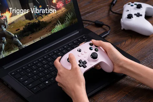 Vista 4 de 8Bitdo Ultimate Wired Controller for Xbox Series XS, Xbox One and Windows, PC Gaming Gamepad with Back Buttons, Trigger Vibration, 3.5mm Audio Jack