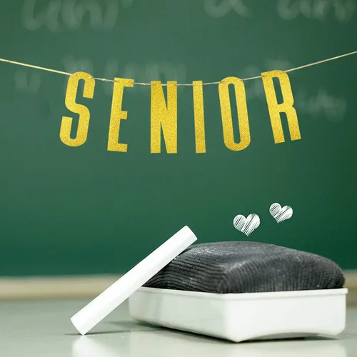 Vista 4 de Cartel dorado con purpurina para graduación de felicitaciones, decoración de banderines para fiesta de graduación de secundaria