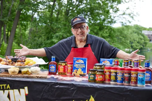Vista 6 de Famous Dave's Paquete variado de salsa BBQ – 3 unidades, Rich & Sassy, Devil's Spit & Texas Pit (58 onzas)