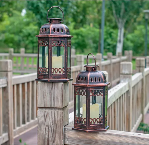 Vista 8 de Paquete de 2 faroles solares de bronce, faroles colgantes retro ornamentados con asa, linterna para exteriores con vela LED parpadeante, 6.60 x 6.60