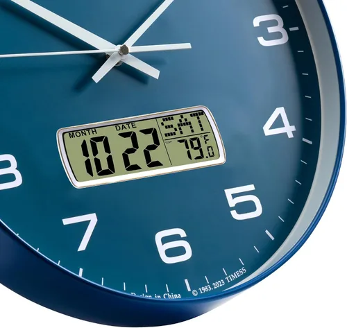 Vista 3 de Reloj de pared TIMESS, de 14" de gran dial, silencioso, sin tictac, funciona con pilas, analógico con pantalla LCD para calendario perpetuo y Azul