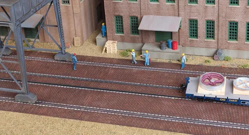 Vista 5 de Walthers Cornerstone Pequeño Centro de Negocios 933-4132 HO Escala Modelo Ferrocarril - Kit de Estructura