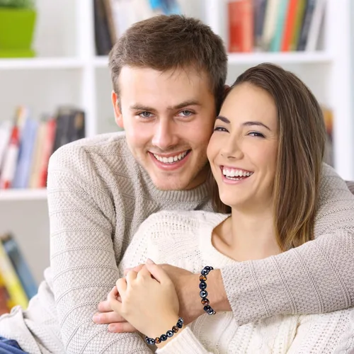 Vista 4 de TAGOMEI Regalos de Navidad para él, hijo, hombres, adolescentes, niños, nieto, papá, novio, pulseras de cuentas de triple protección para hombres