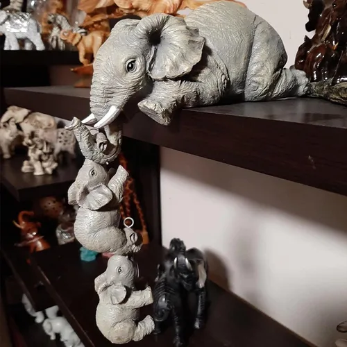 Vista 4 de Juego de 3 estatuas de elefante, resina para colgar 2 elefantes en el borde, escultura de elefantes de la suerte colgando del borde de un estante