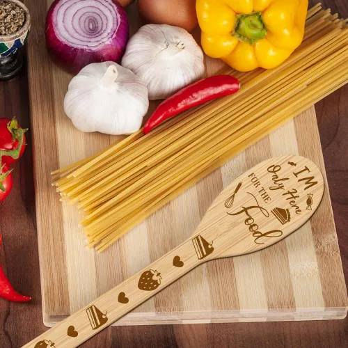 Vista 7 de GLOBLELAND Juego de 6 cucharas de madera para pastel de cumpleaños, utensilios de cocina de tallado de bambú, juego de espátulas de cocina grabadas