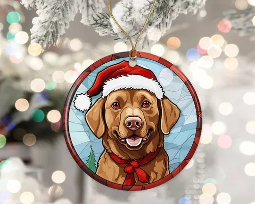 Vista 2 de Chesapeake Bay Retriever - Adorno de cerámica de vitral de Navidad, adorno colgante para árbol de Navidad, adorno de vitral de perro, adorno