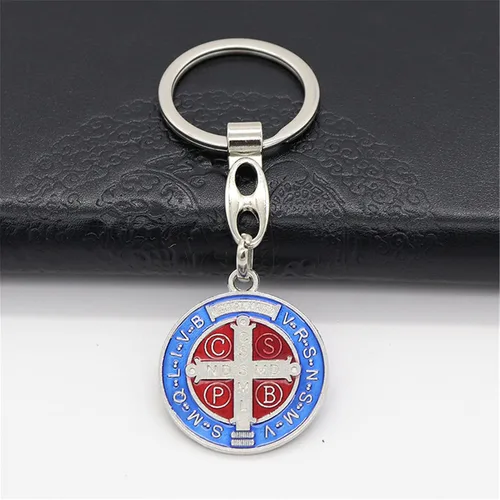 Vista 2 de Catholic Gifts - Llavero de metal con esmalte de San Benito