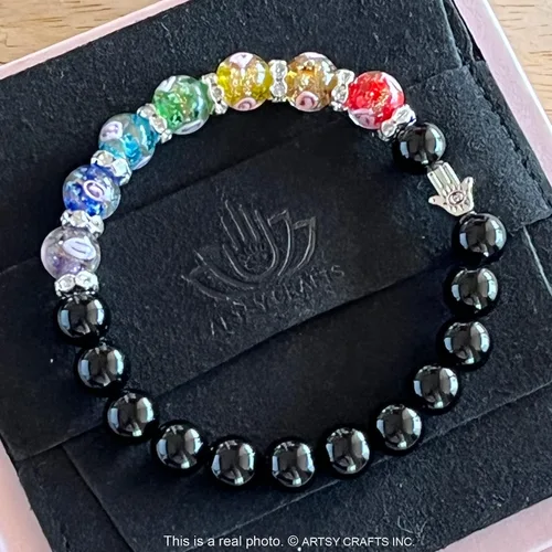Vista 2 de ARTSY Crafts - Cuentas de luciérnaga que brillan en la oscuridad + pulseras de chakras con cuentas de ágata y piedra amatista, cuentas de vidrio