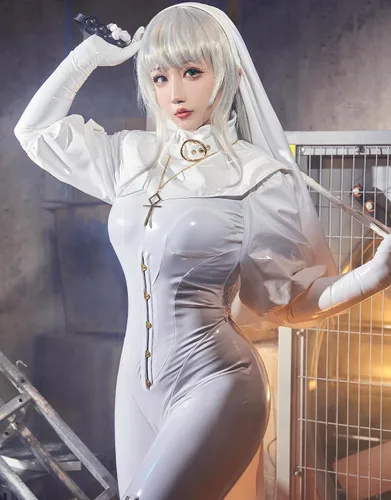 Vista 3 de miccostumes x Chowbie Sisters - Disfraz de monja para mujer, overol blanco con cuello y diadema y collar