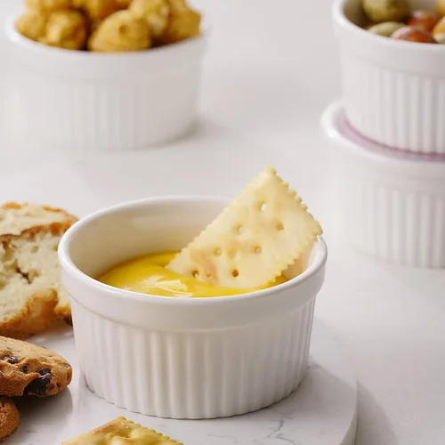 Vista 8 de Dafuceramic Ramequines con tapas, de 8 onzas, color blanco, creme Brulee, moldes de cerámica aptos para horno, juego de 6 natillas de porcelana