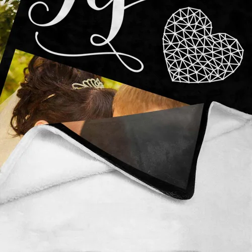Vista 4 de Manta de fotos personalizada, manta de pareja de boda, con texto en inglés «He Asked And She Said Yes», 4 fotos, manta de boda, regalo romántico