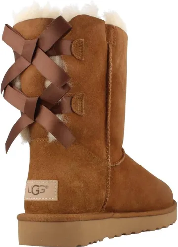 Vista 4 de UGG Bailey Bow II para mujer Castaño