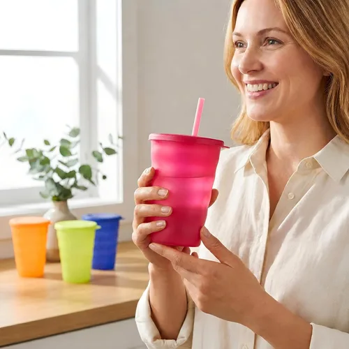 Vista 5 de Tupperware Brand Impressions - Juego de 4 vasos de 16 onzas, aptos para lavavajillas y sin BPA, vasos de plástico reutilizables sin desorden