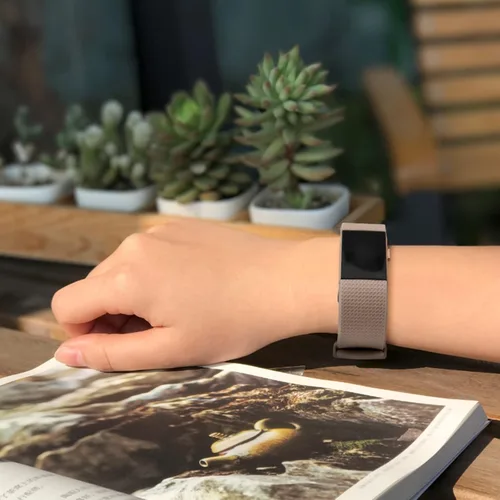Vista 4 de Tobfit Paquete de 6 correas deportivas compatibles con Fitbit Charge 2 bandas para mujeres y hombres, correas impermeables de silicona suave