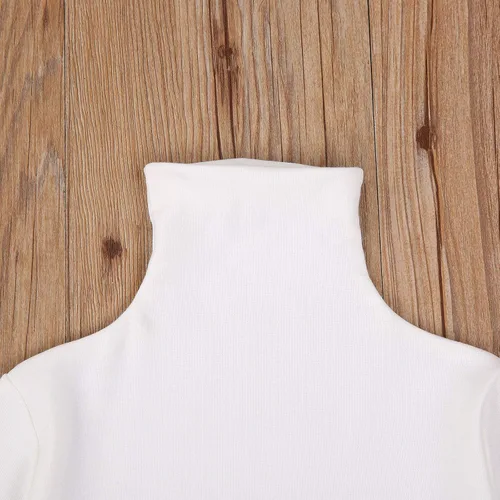 Vista 3 de Blusa básica de cuello alto para bebés y niñas pequeñas, de 1 a 5 años