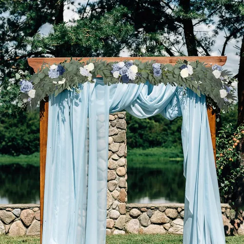 Vista 5 de Emivery Guirnalda artificial de rosas azules polvorientas, guirnalda de sauce de eucalipto con flores, centros de mesa, centros de mesa, fiesta