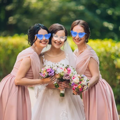 Vista 3 de 6 pares de lentes de sol con forma de corazón para mujer, para novia, tribu, regalos de despedida de soltera