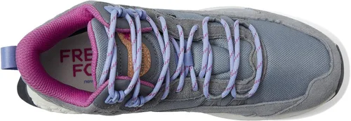 Vista 2 de New Balance Tenis de correr Fresh Foam X Hierro V1 de corte medio para mujer