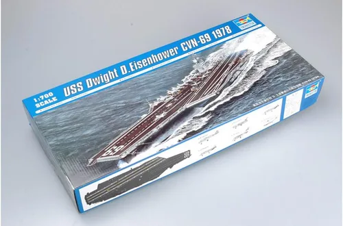 Vista 5 de Trumpeter 1/700 USS Dwight D. Eisenhower CVN69 Kit modelo de portaaviones 1978