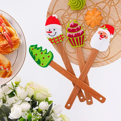 Vista 4 de 4 espátulas de silicona de Navidad con mango de madera, espátula de pastel de Navidad, muñeco de nieve, árbol de Navidad, patrón de Papá Noel