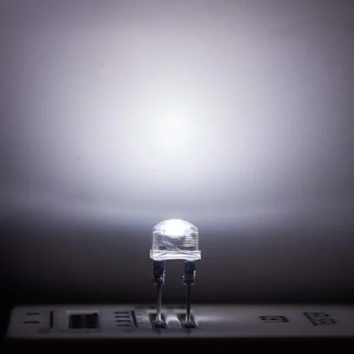 Vista 2 de CHANZON 50 unids 0.315 in blanco LED diodo luces (sombrero de paja transparente transparente DC 3V 250mA) iluminación brillante bombillas lámparas