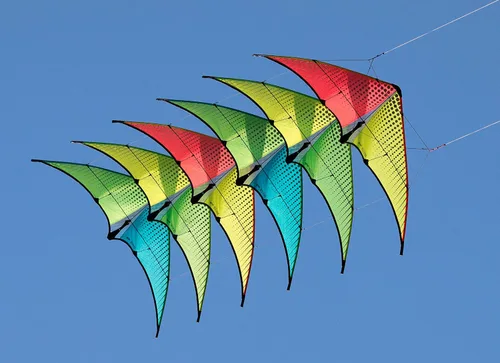 Vista 9 de Prism Kite Technology Neutrino - A Fast and Responsive Kite to Test Your Reflexes Verde