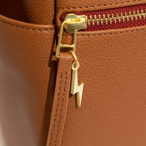 Vista 4 de Freshly Picked - Mochila clásica convertible de mujer para guardar pañales