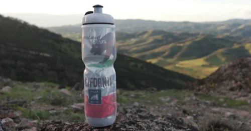 Vista 5 de Polar - Botella de agua aislada