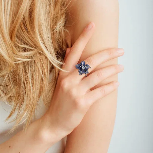Vista 4 de Santuzza Anillo de plata de ley con piedras preciosas para mujer