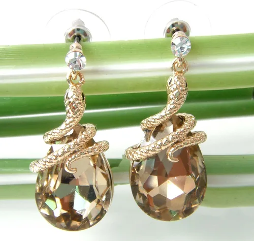 Vista 71 de Navachi Pendientes colgantes de gota de serpiente con forma de pera multicolor de cristal chapado en oro de 18 quilates